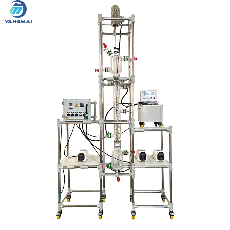 Tối đa hóa hiệu quả phòng thí nghiệm với các cột chiết xuất thủy tinh tiên tiến